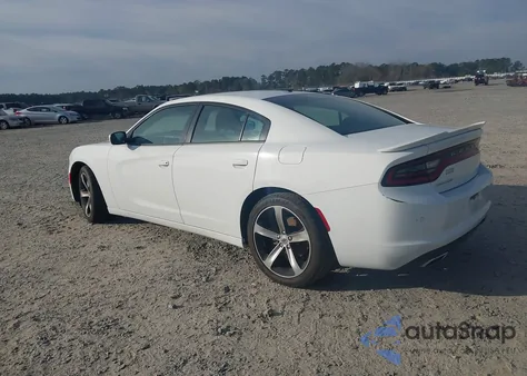 2017 Dodge Charger Se Rwd z USA, uszkodzony, nr VIN 2C3CDXBG4HH643905